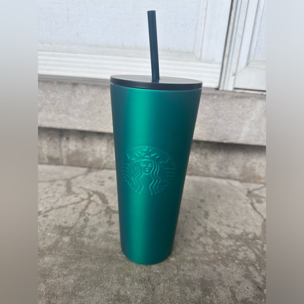 Starbucks metal soft touch nwt green tumbler has flaws
